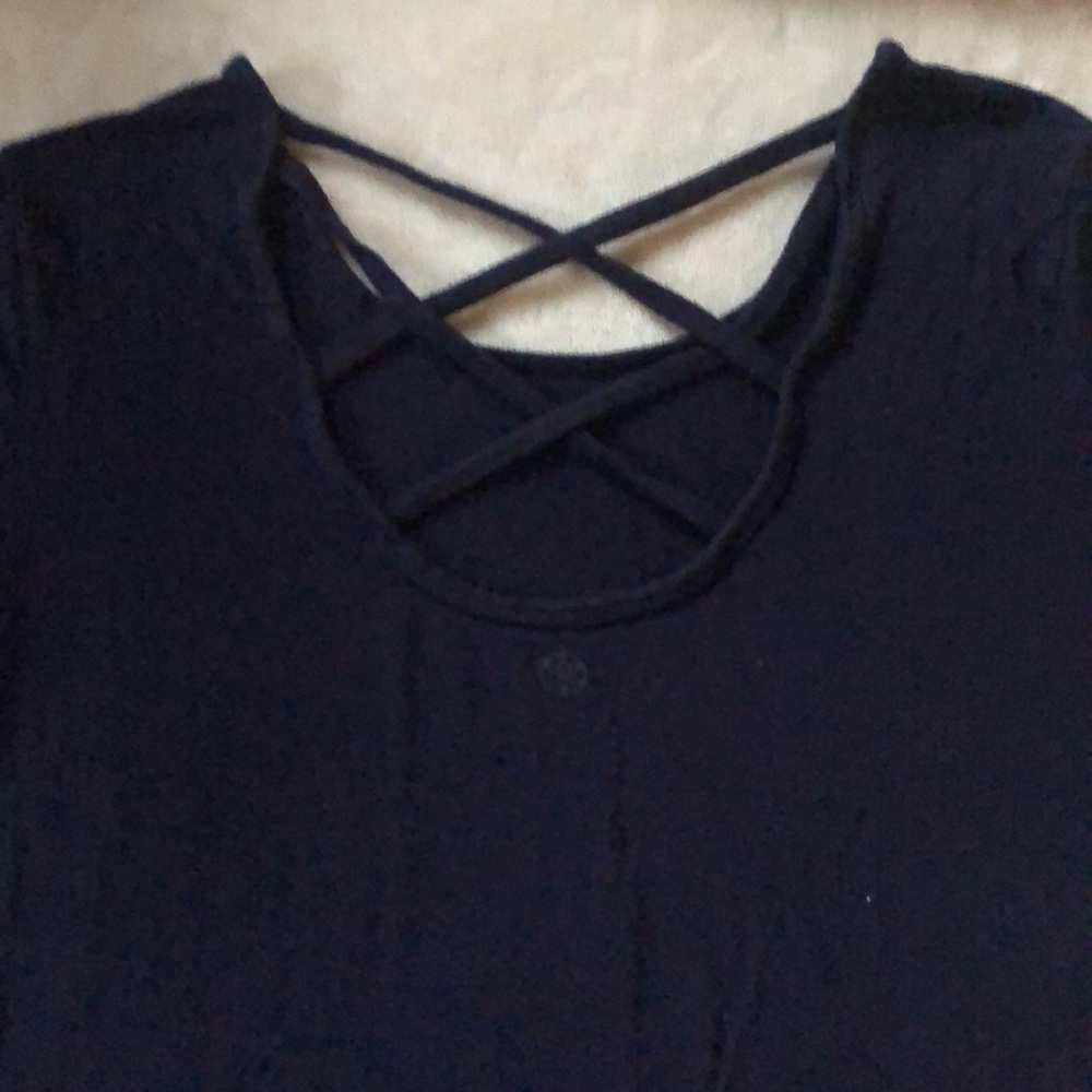 Gaiam navy cross back long sleeve tee
